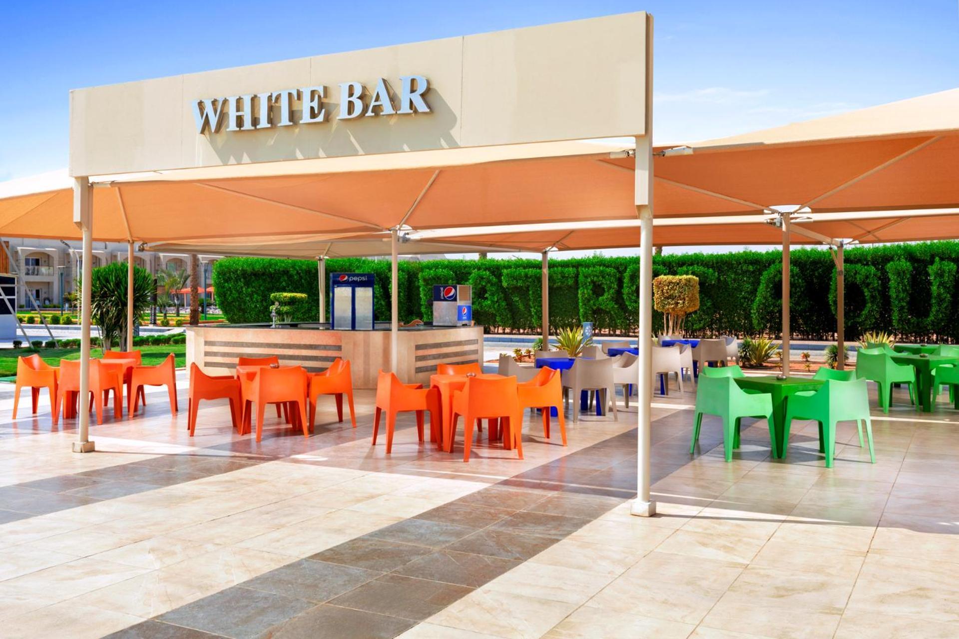 알바트로스 아쿠아 파크 샤름 엘 셰이크 - 패밀리 앤 커플 전용 외부 사진 White Bar