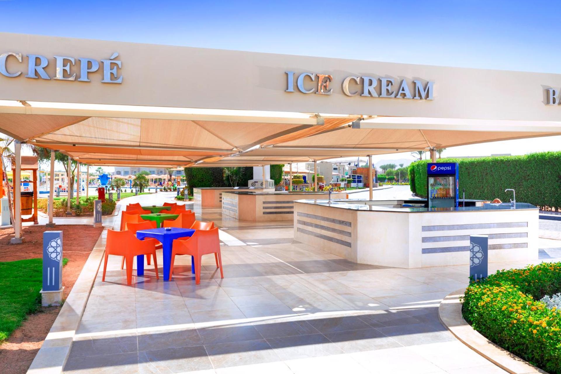 알바트로스 아쿠아 파크 샤름 엘 셰이크 - 패밀리 앤 커플 전용 외부 사진 Ice cream shop